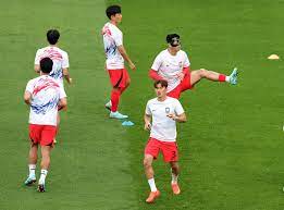 【サッカー】韓国代表　ウルグアイ戦スタメンにネット騒然「守備陣5人全員がキムさん」「キム5人は実況泣かせ」